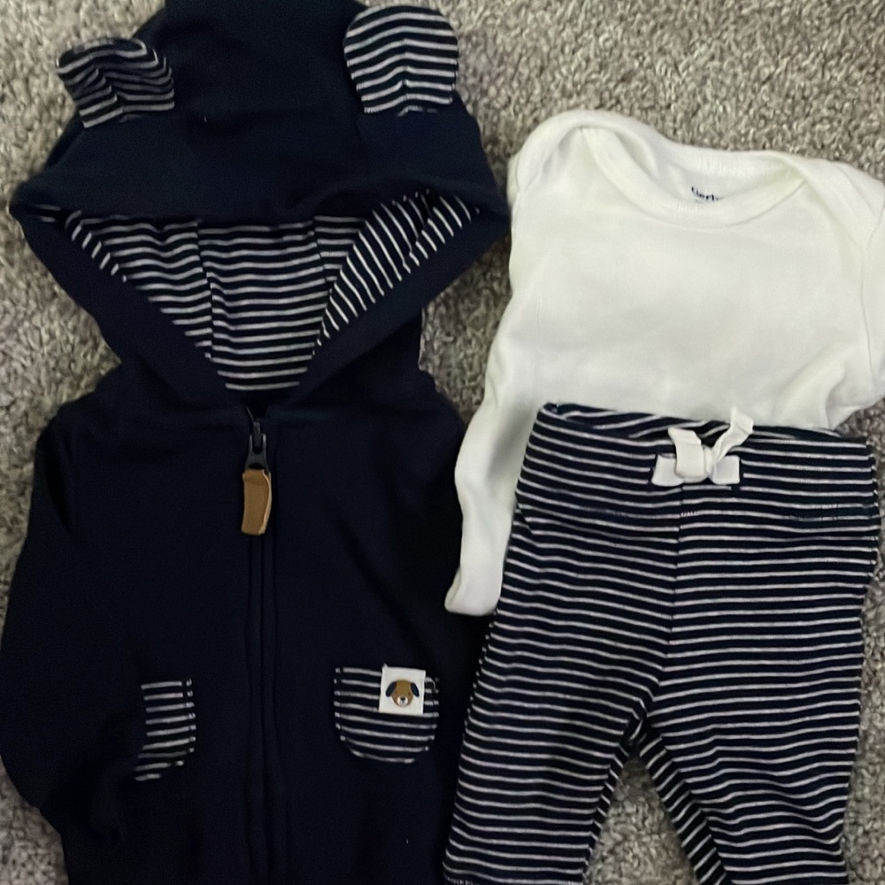 Carters Preemie jacket, onesie, and pant set. EEUC. Washed, never worn.